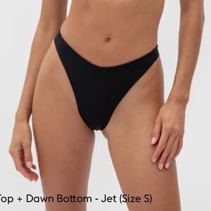 NWT Left On Friday Dawn Bottom / M / Black